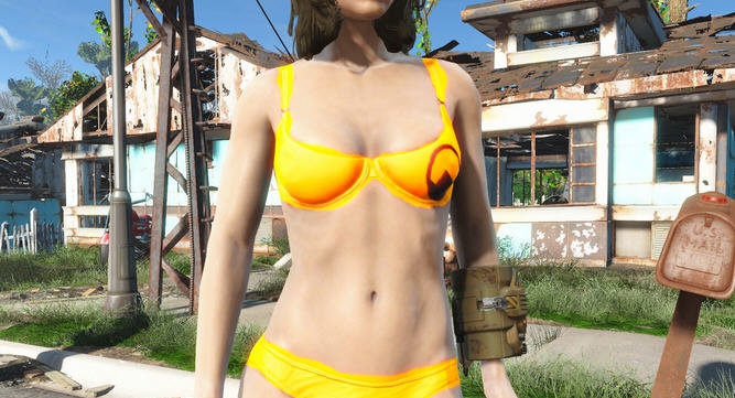 辐射4性感黄色泳装MOD v2.5