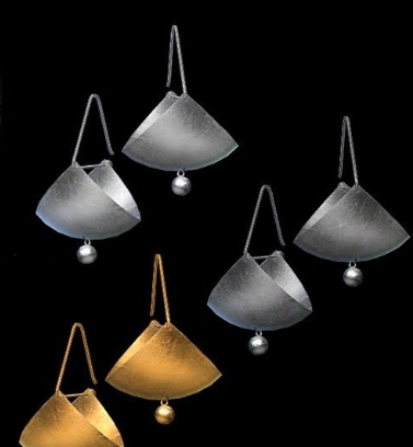 模拟人生4扇形金属耳环MOD v2.90