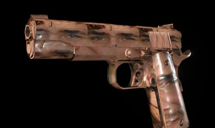 生化危机8M1911照片皮肤MOD v1.5