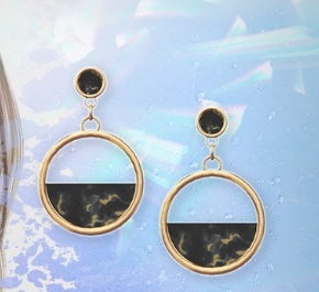 模拟人生4大理石半圆耳环MOD v1.36